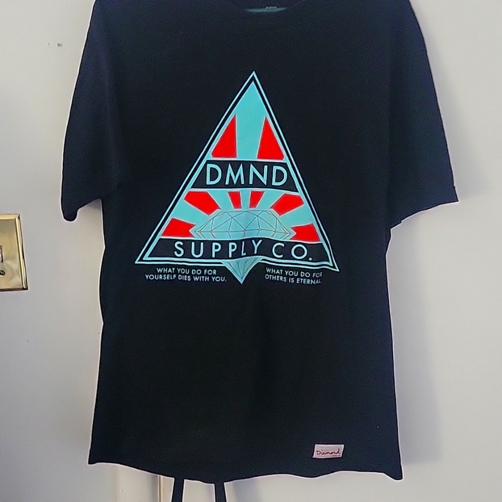 Diamond Supply Co vintage collectibles are their special edition Tees